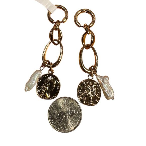 Ettika Gold Chain Link Earrings with Textured Pendants - Picture 3 of 6